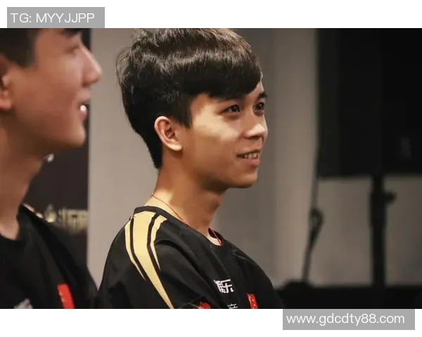 深度解析S15电竞总决赛和平精英V5战队的进攻策略与战术布局